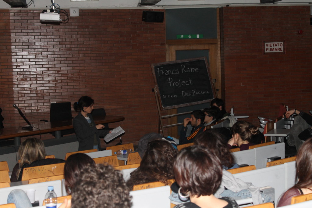 Franca Rame Project Perché non muore il fuoco - Napoli Università L'Orientale Aula Magna Mure Greche 28 Febbraio 2014 -dale zaccaria02